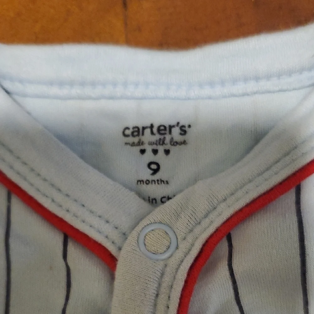 🐻     Carter's Blue and White Cozy Footies